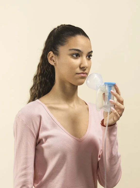 NEBULA Aerosolterapia facile e completa per tutta la famiglia - Aerosolterapia facile e completa per tutta la famiglia
